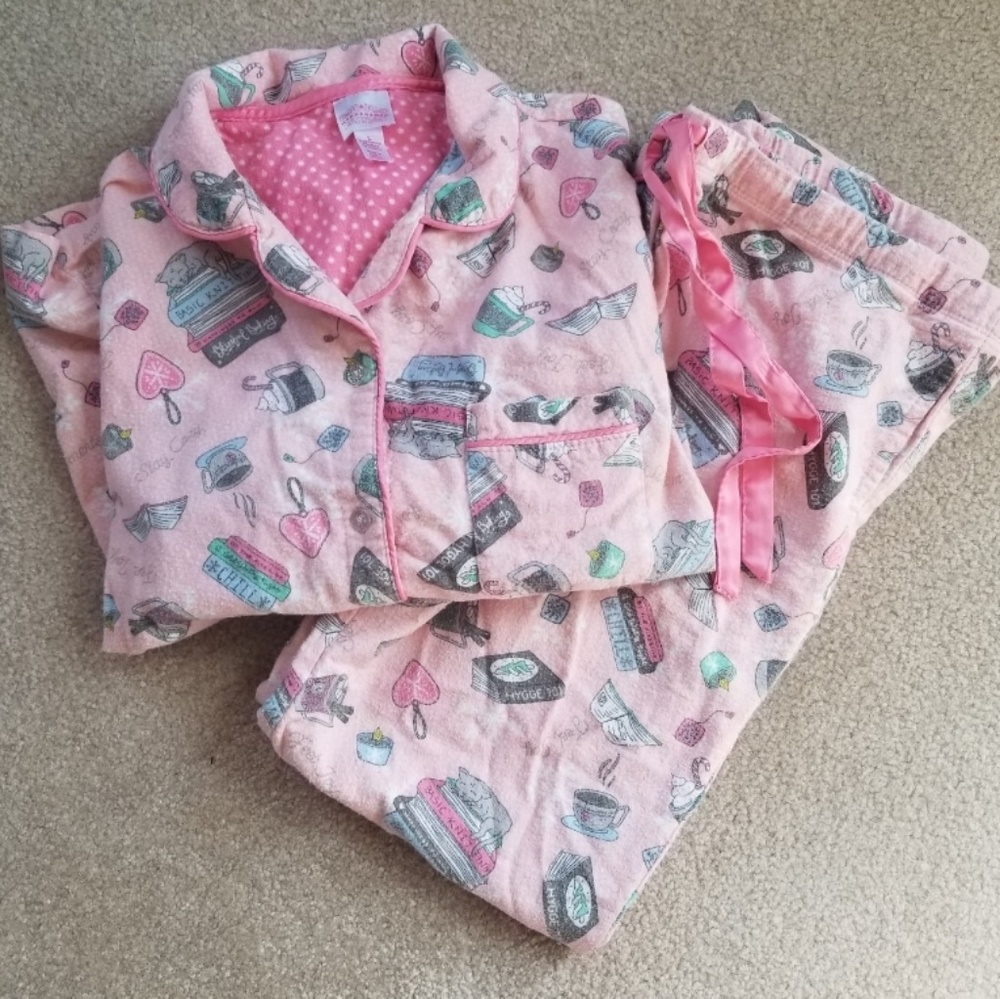 Womens size large stay cozy pajamas long sleeve